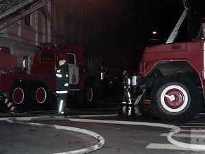 Пожар в центре Харькова тушили 100 МЧСников на 24 машинах