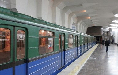 В Харькове запустили поезд к новой станции метро