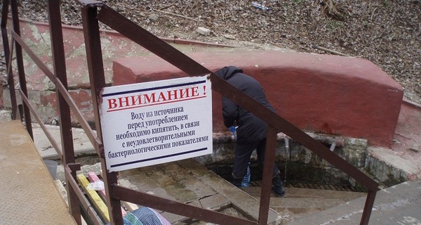 В Харькове осталось два источника чистой воды