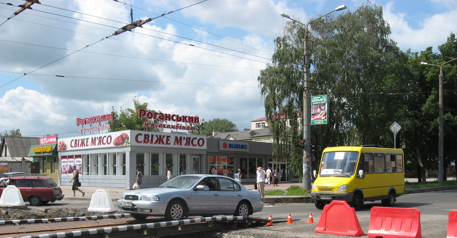 Троллейбусы на проспекте Гагарина пустили по воздуху