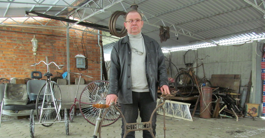 Харьковчанин собрал велосипед из швейной машинки