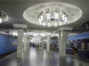 В Харькове закрыли центральные станции метро