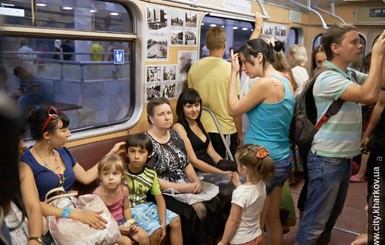 За 5 лет в коммунальной собственности харьковское метро стало полиглотом и экскурсоводом