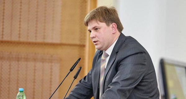 Депутатам харьковского горсовета вручили повестки на сессии