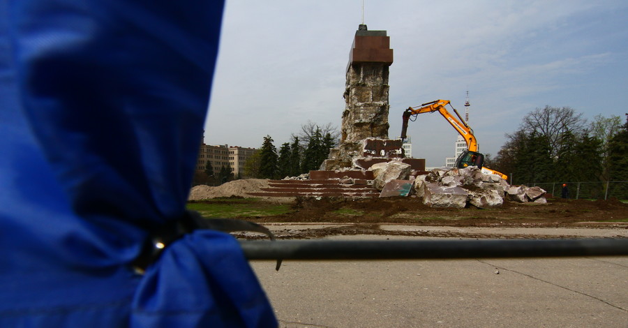 Вместо Ленина на главной площади Харькова не будет других памятников