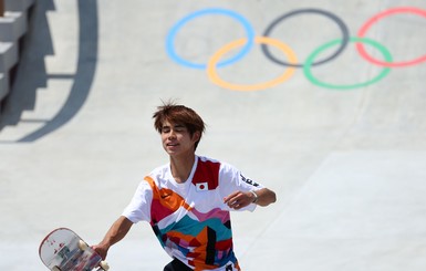 В Токио определили первого в истории олимпийского чемпиона по скейтбордингу