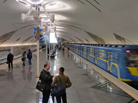 Пасажирам повернуть гроші за пересадки через закриті станції метро 
