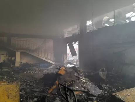 Россияне уничтожили склад Красного Креста с помощью для жителей Херсонщины 