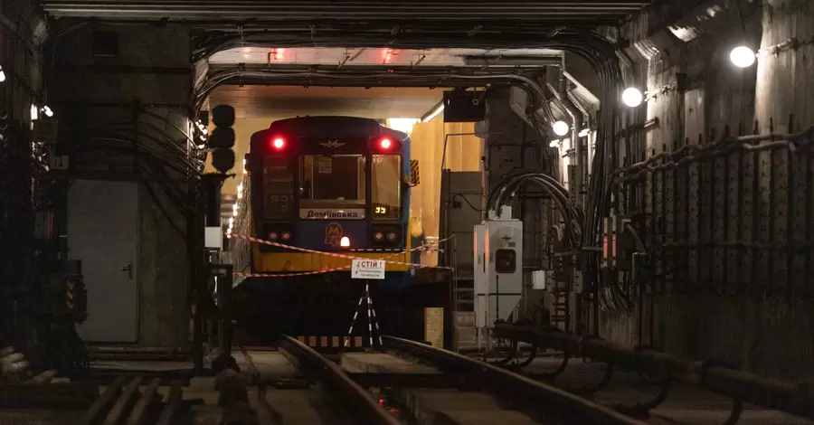 КГГА: Деформация тоннеля между станциями метро произошла из-за ошибок проектирования