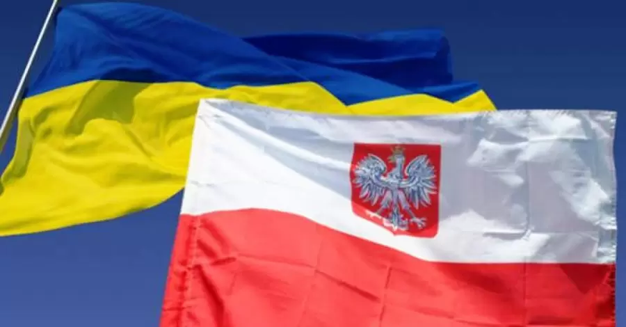 Польща обіцяє надати тимчасовий захист українським біженцям без паспорта