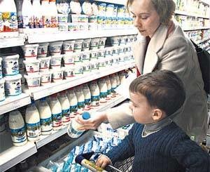 Потребительская корзина от «Комсомолки»: В марте дорожало молоко, зато начал дешеветь картофель  